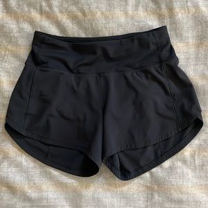 Lululemon Speed Up Mid-Rise Lined Short 4"